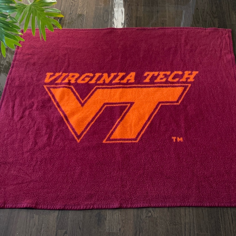 Vintage Bierderlack Virginia Tech Fleece Sports Blanket - Throw - 47”x55”